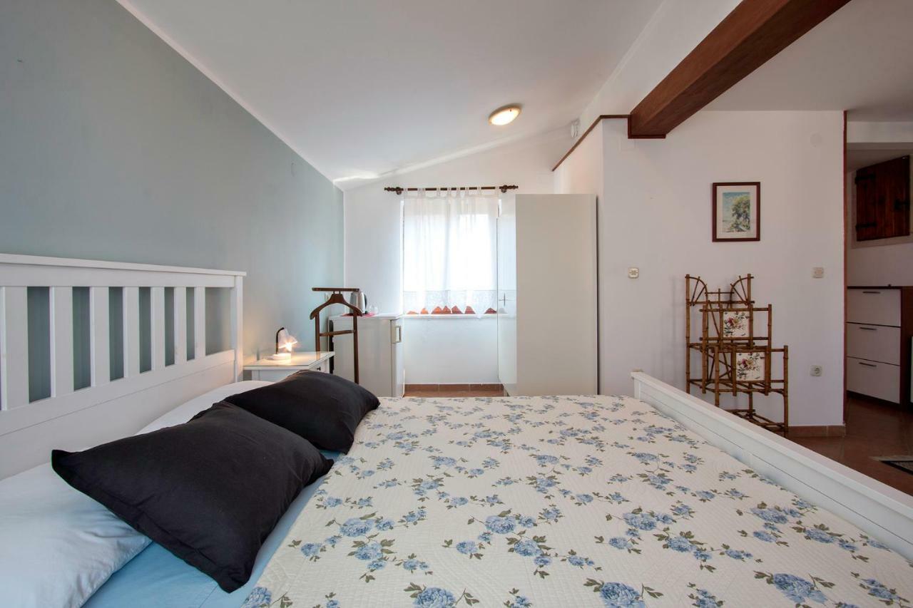 Apartments Ariana Póla Kültér fotó